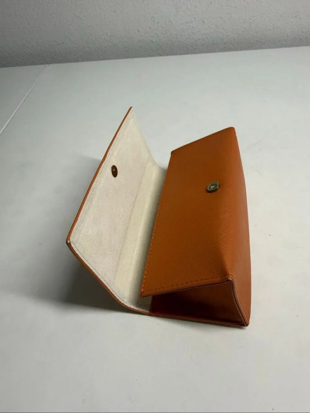 Tory Burch Trifold Orange Leather Sunglasses/Eyeglasses case Large